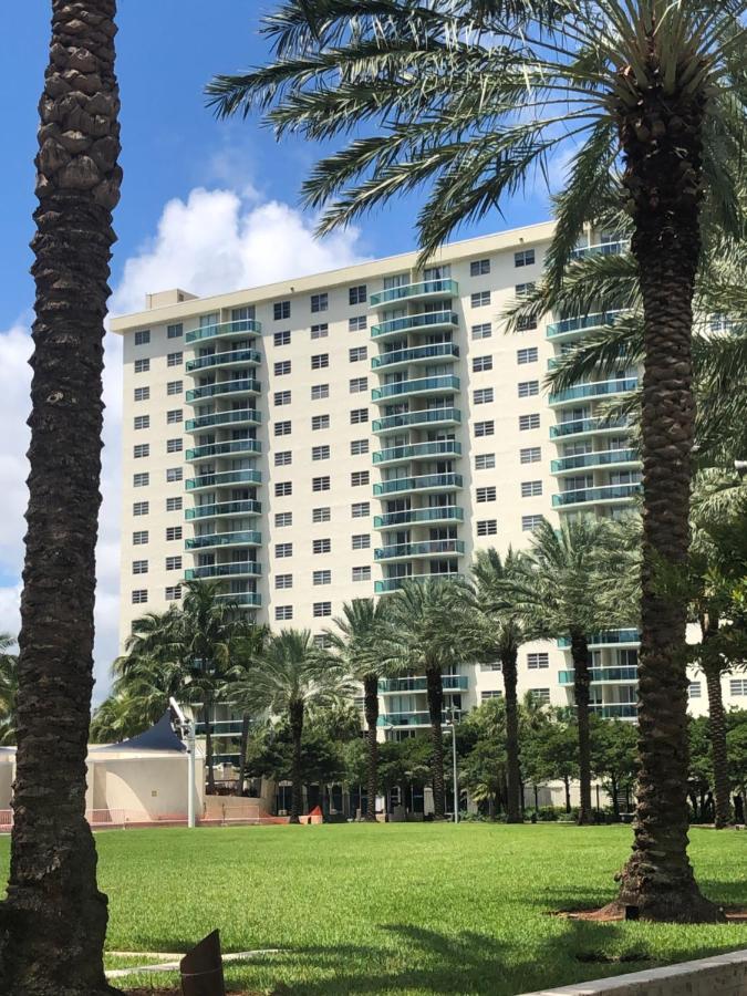 The Blue Island Apartment Miami Beach Exterior photo